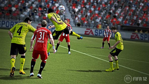Fifa 12 oder PES 2012: Fußball von EA & Konami im Test